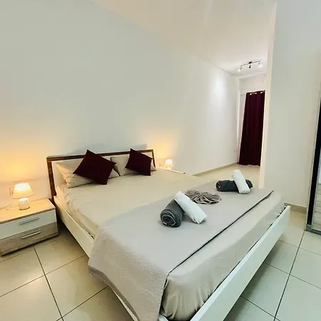 Splendor Apartment Sliema